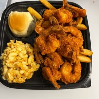 Fried Shrimp with Roll Platter 18 pcs