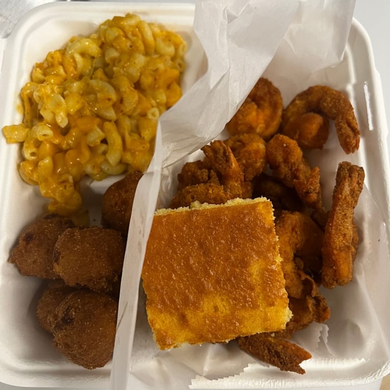 Delicious Fried Shrimp and Southern Specialties