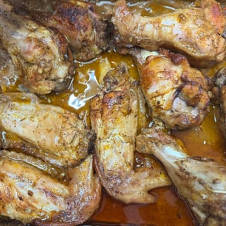 Pit-Smoked & Smothered Jumbo Turkey Wings and side